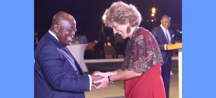 Embajadora Turbay participó en la ceremonia de presentación de saludos de nuevo año al presidente de Ghana