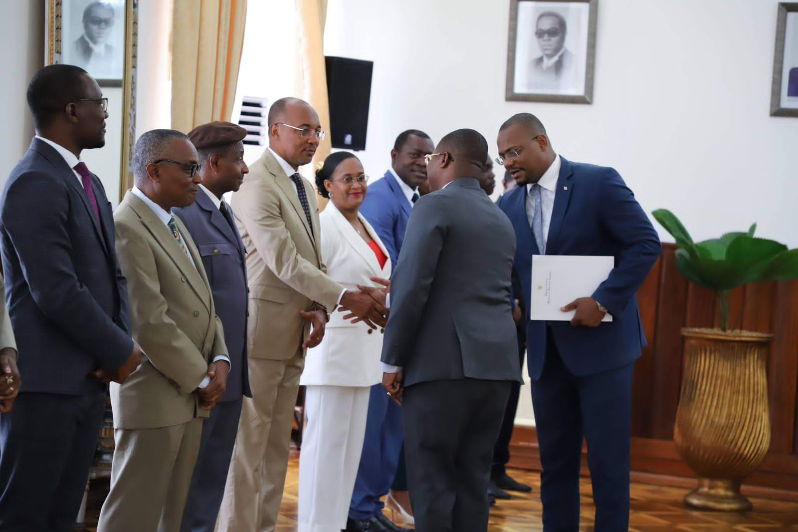 Presentación cartas credenciales ante el Presidente de la República de Santo Tomé y Príncipe