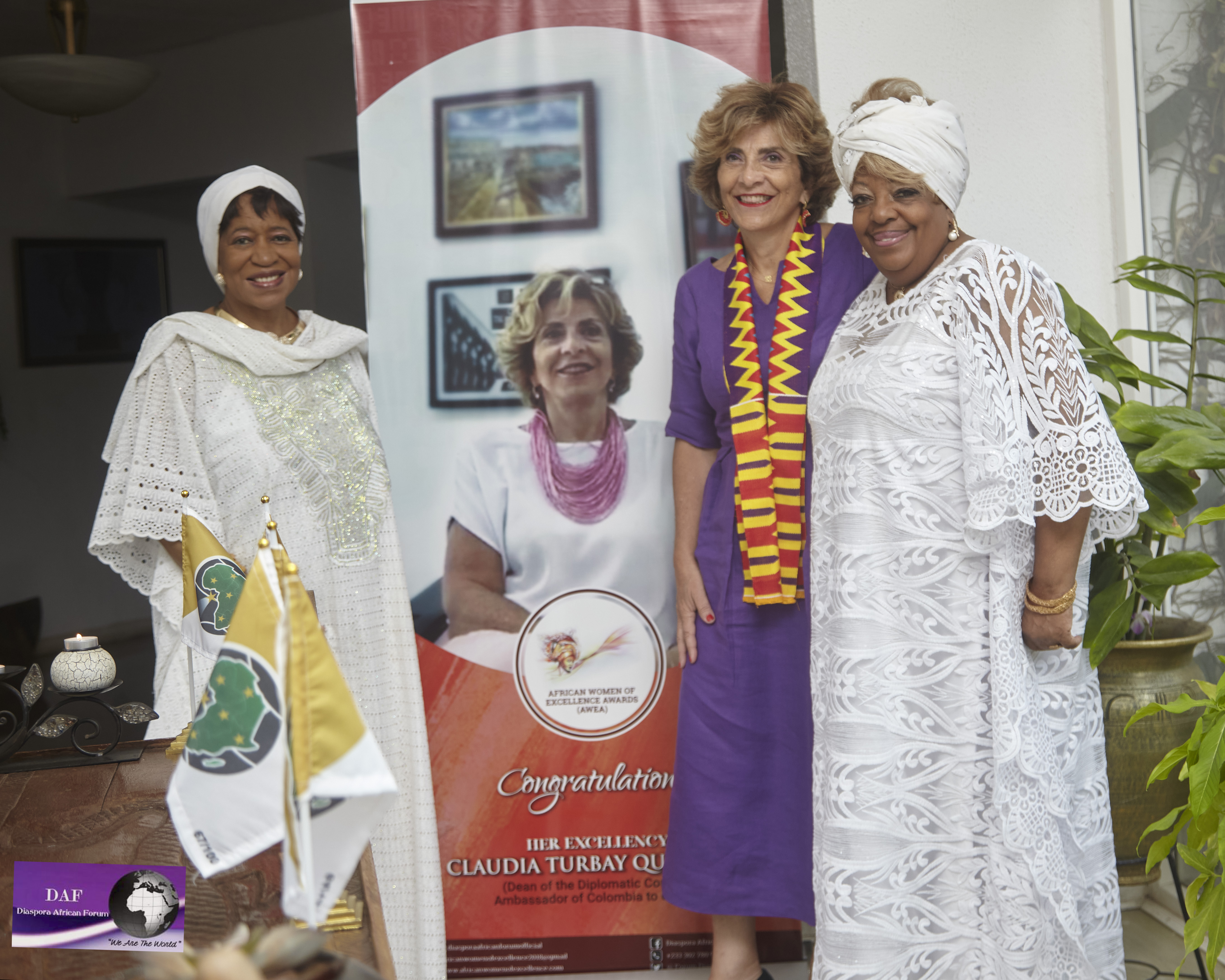 Premio para Mujeres Africanas de Excelencia reconoció a la Embajadora de Colombia en Ghana