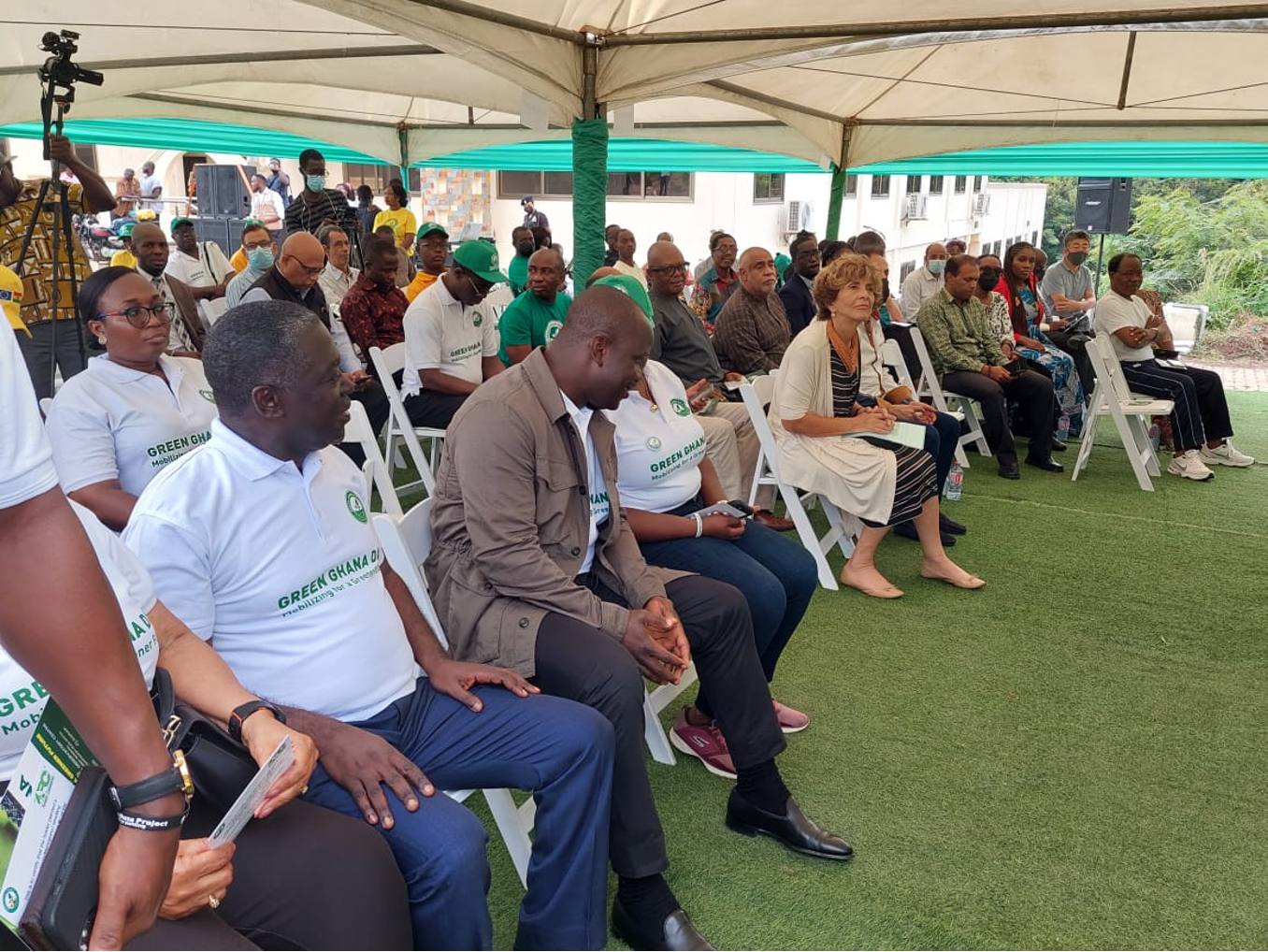 PARTICIPACIÓN DE LA EMBAJADORA TURBAY EN ACTIVIDADES DE PROTECCIÓN DEL MEDIO AMBIENTE Y SOSTENIBILIDAD 