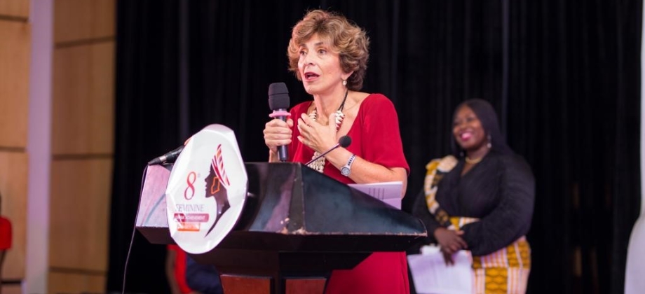 La Embajadora Claudia Turbay Quintero participó como invitada especial en los premios Feminine Ghana Achievement Awards 2022